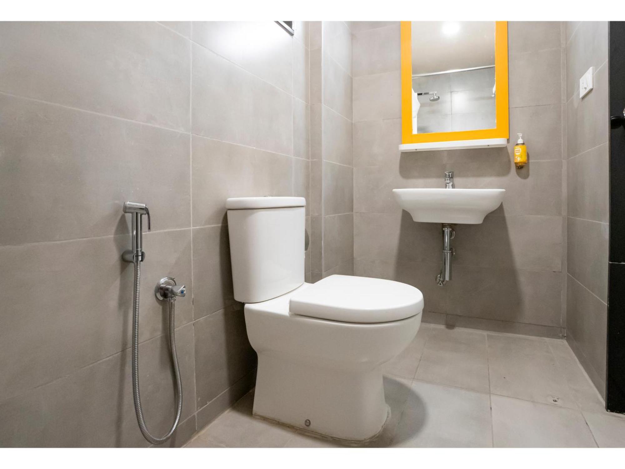 Bloom Hotel - Hsr Club Μπανγκαλόρ Εξωτερικό φωτογραφία